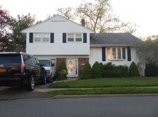 190 Sunset St, Dumont, NJ 07628