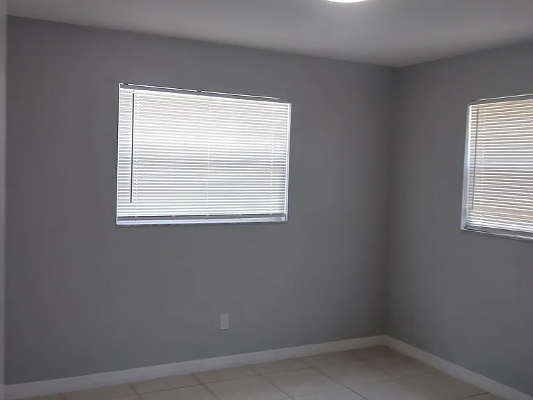 451 76th Ave N #2 — Photo 9