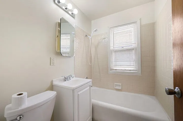 3148 N 39th St #1 — Photo 9
