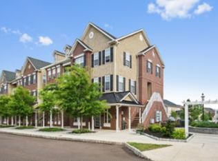 3868 Ashland Dr, Harleysville, PA 19438