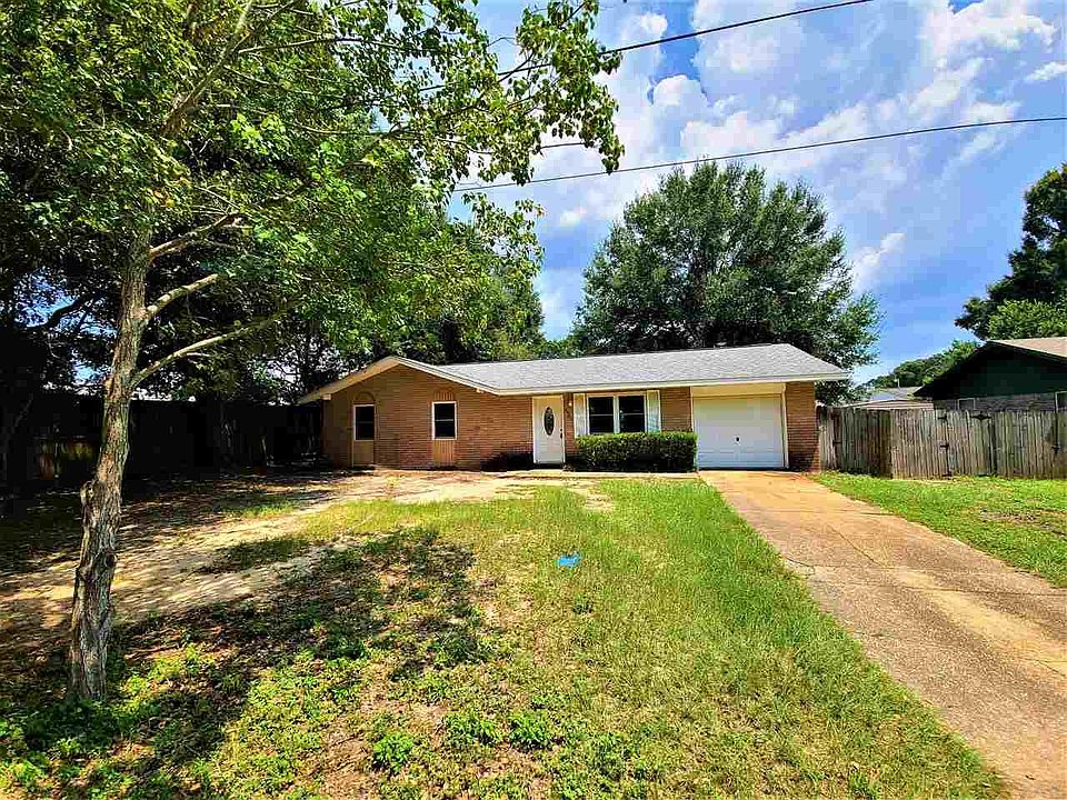 1st image of 4469 Pine Villa Cir