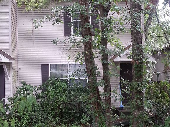 Front View of Townhouse