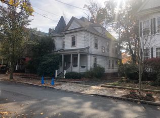 17 Hampshire St, Everett, MA 02149