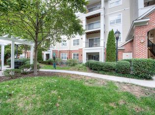 12941 Centre Prk Circle #UNIT 117, Herndon, VA 20171