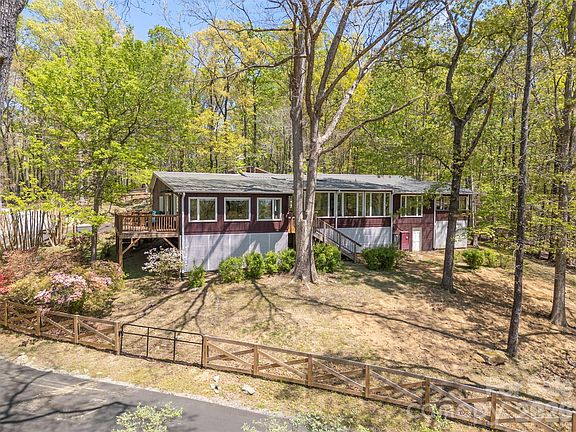 3rd image of 2825 River Rd