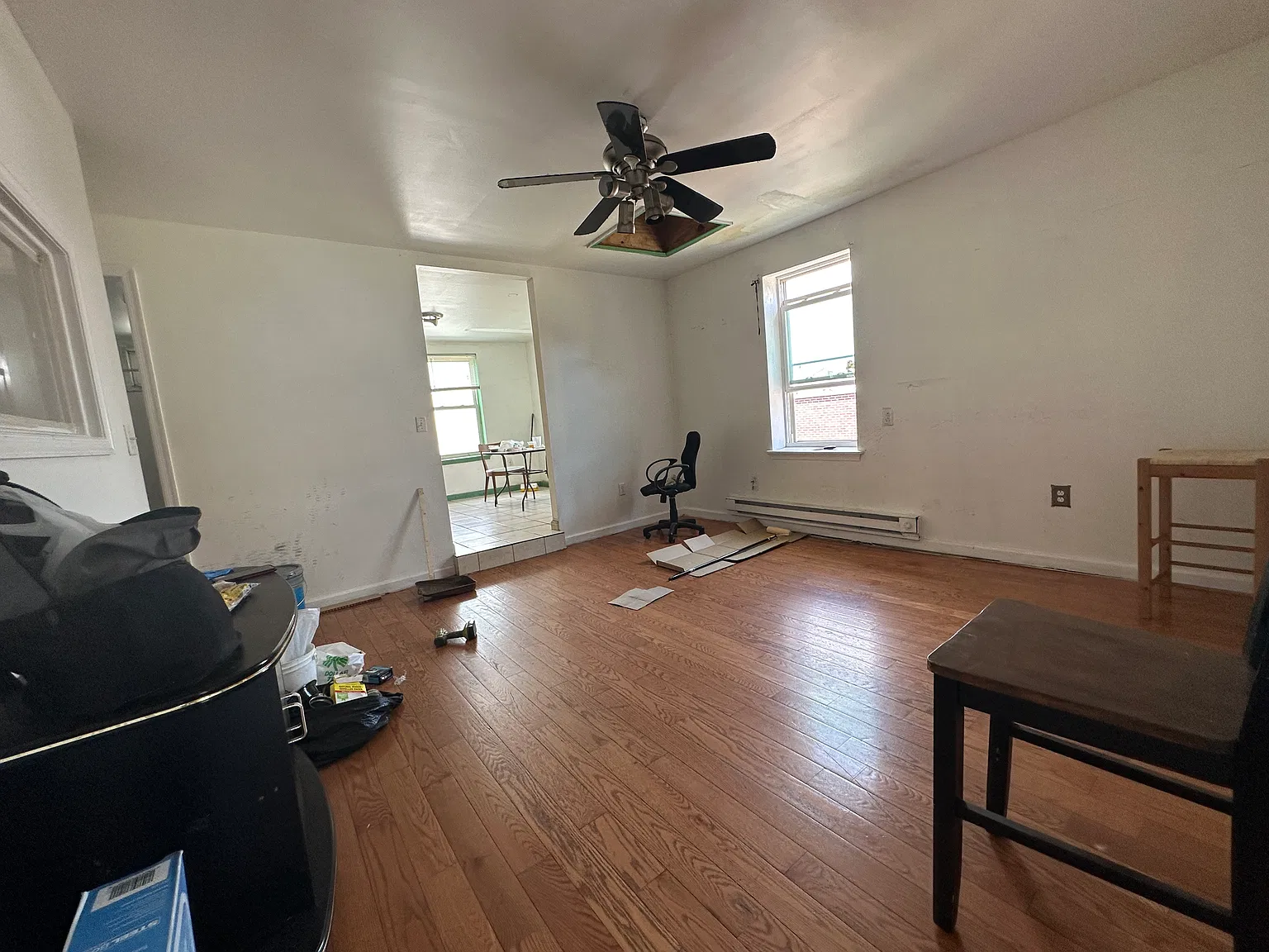 1 bed, 1000 sqft, $1,200 — Photo 3