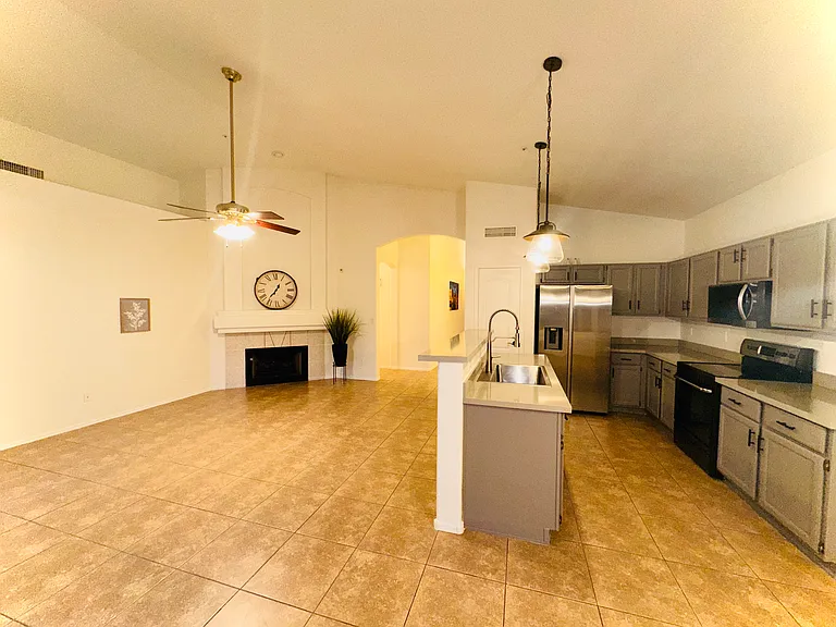 9209 E Pershing Ave — Photo 44