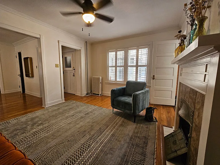 1137 N Sherman St #14 — Photo 38
