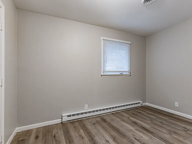404 S Urbana Ave — Photo 9