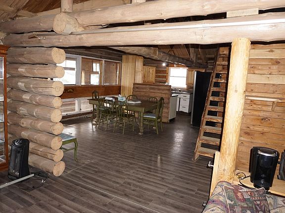 3rd image of 51183 Timberwolf Trl