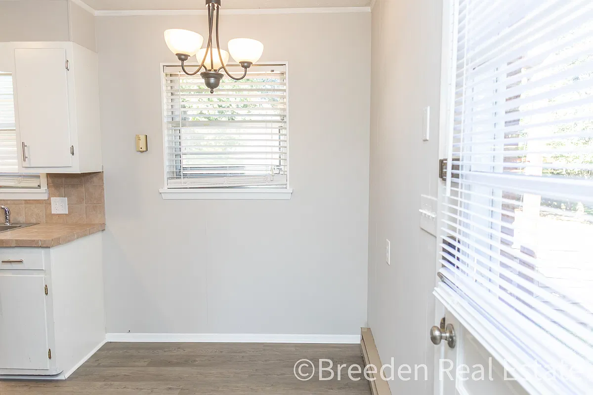 098-02: 102 Wilson Drive - B — Photo 4