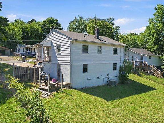 5th image of 1007 Lane St