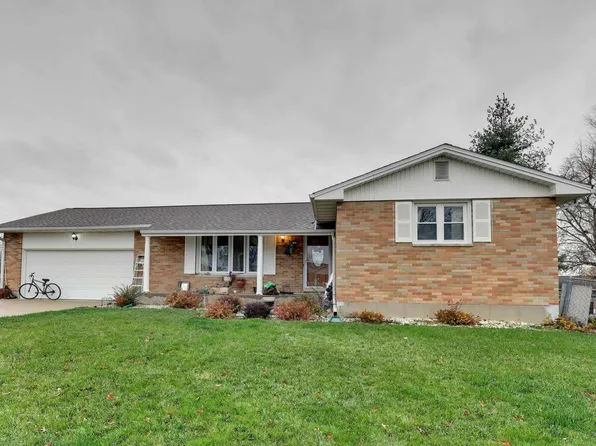 1015 Gerard Ave, Quincy, IL 62305