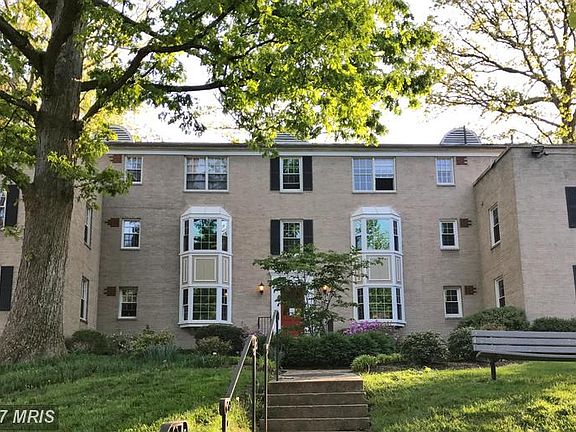 3rd image of 802 S Arlington Mill Dr APT 104