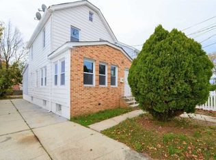 11434 208th St, Cambria Heights, NY