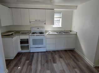 2750 Akard Ave, Redding, CA 96001