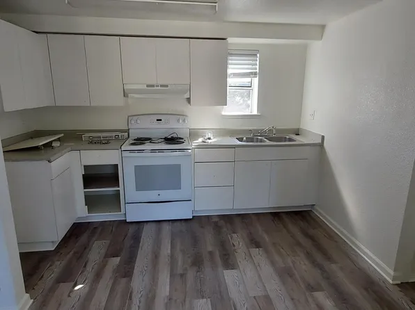 2750 Akard Ave, Redding, CA 96001