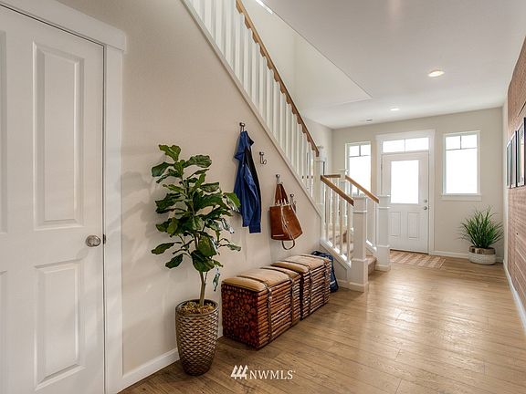 3rd image of 2017 81st Avenue E #20