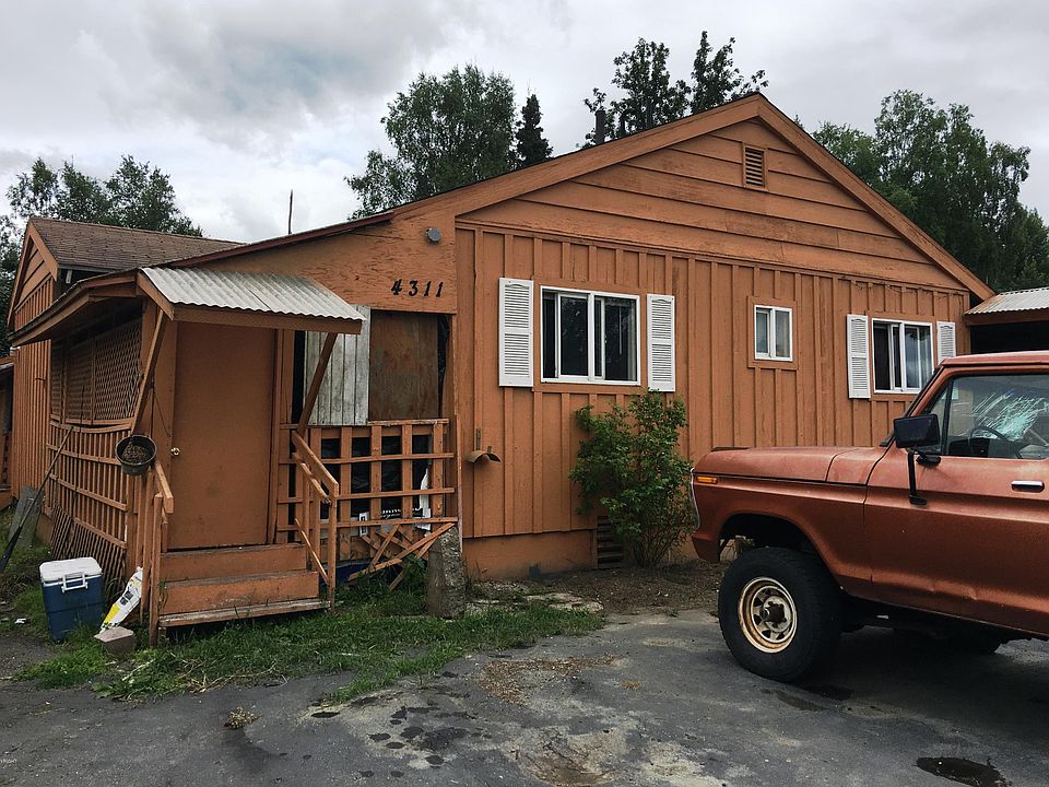 2nd image of 4311 Cope St