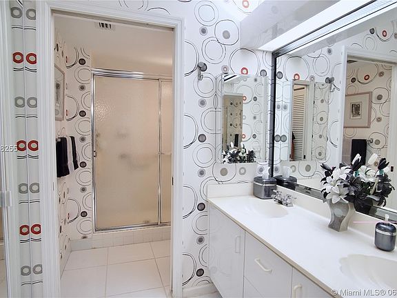 4th image of 7403 Granville Dr #102