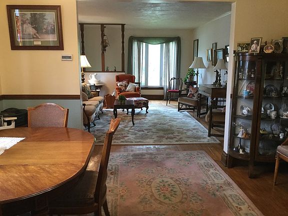 2nd image of 2035 North Ave