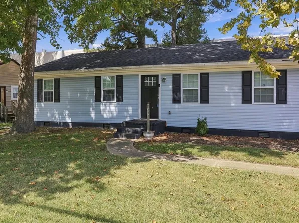 5341 Libertyville Rd, Chesapeake, VA 23320