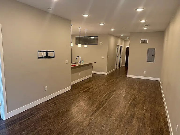 2729 W 28th Ave #506 — Photo 2