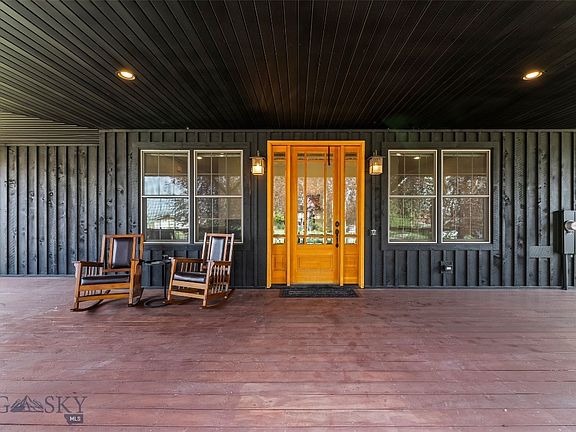 3rd image of 140 Keri St