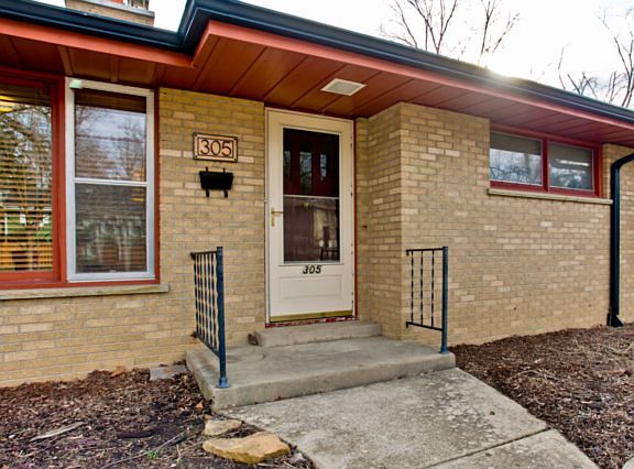 4th image of 305 Woodland Dr
