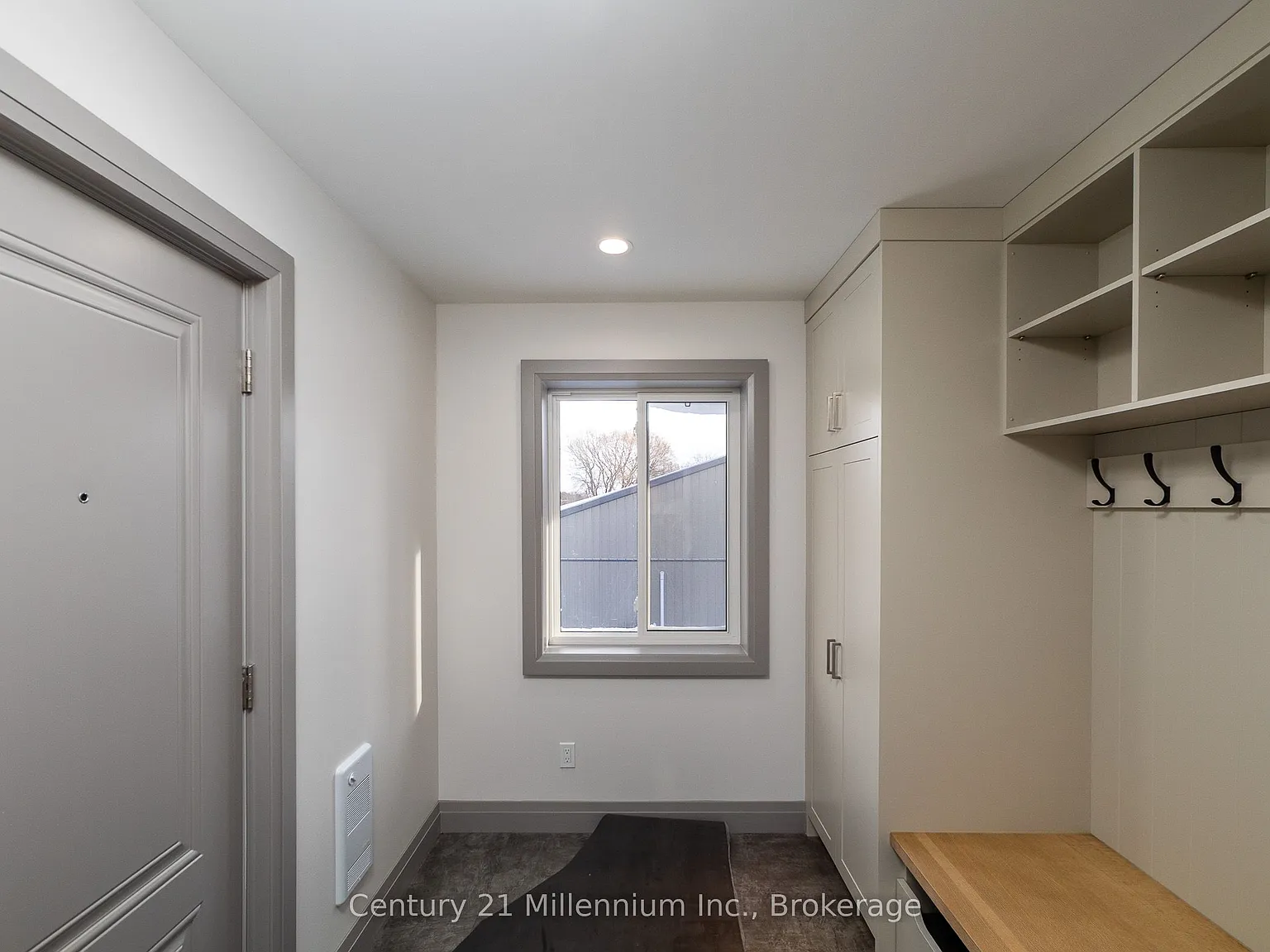 3 bed, $2,400 — Photo 3