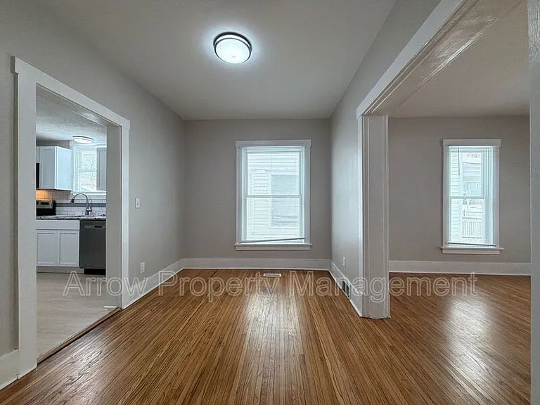 2510 P St — Photo 4