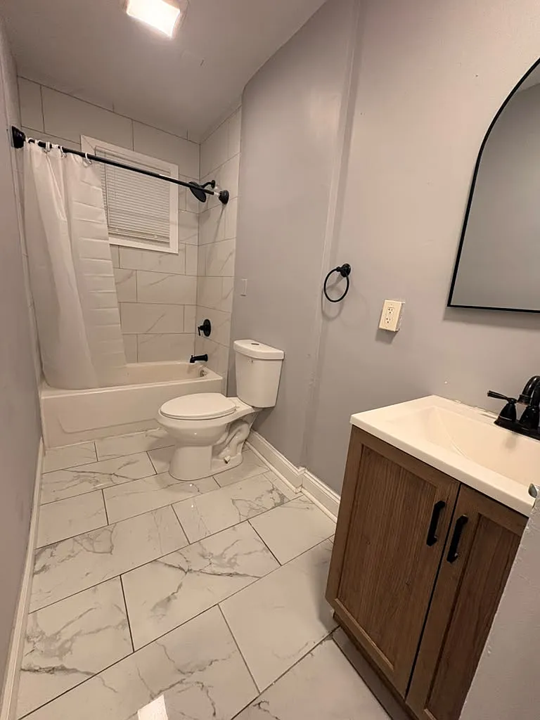 3 bed, 1000 sqft, $1,850 — Photo 4