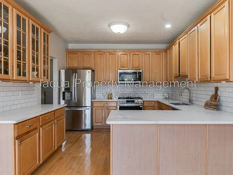 3397 Hampstead Ct — Photo 7