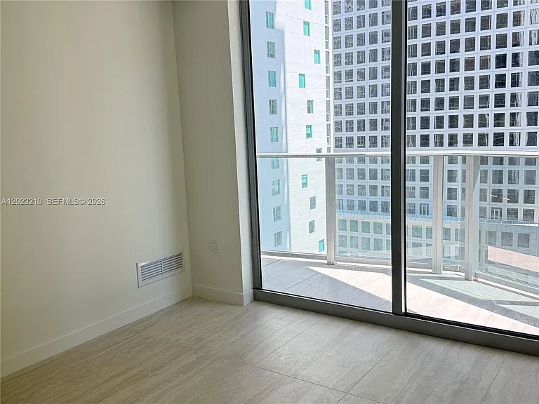 77 SE 5th St #2111 — Photo 7