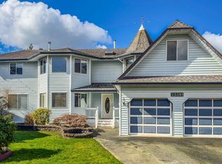 23381 Whippoorwill Ave, Maple Ridge, BC V2X9L8