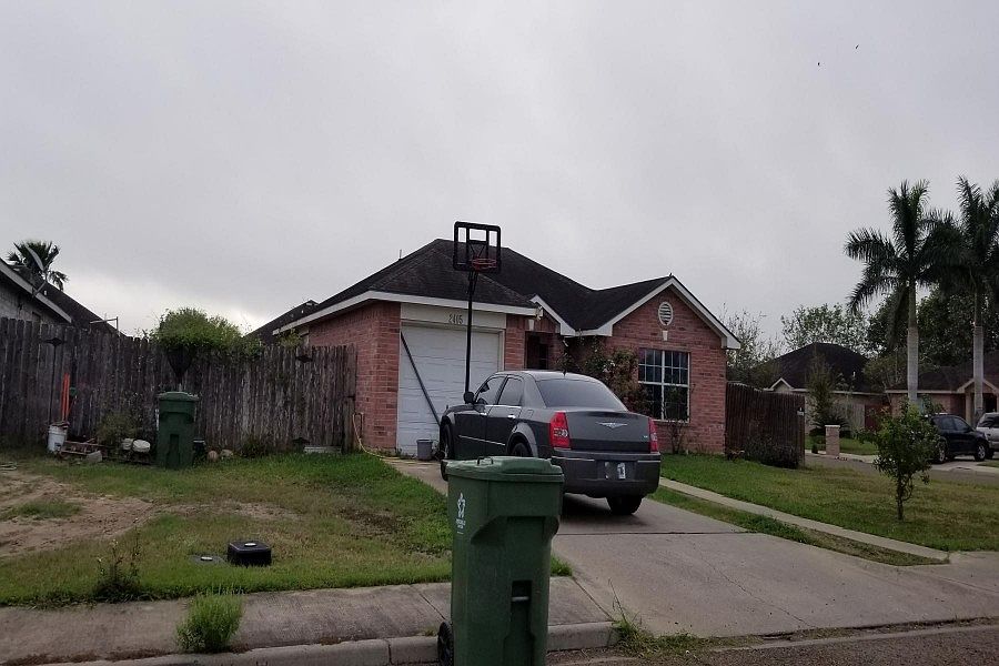 1st image of 2405 Linsay Ave