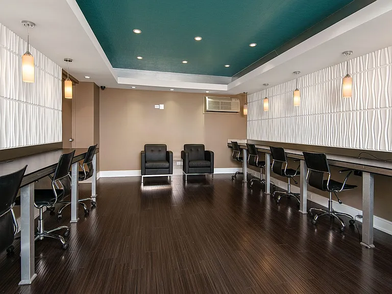 3130 N. Lake Shore Drive — Photo 13