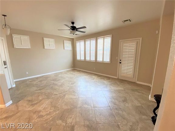 4th image of 344 Arrowbird Ave