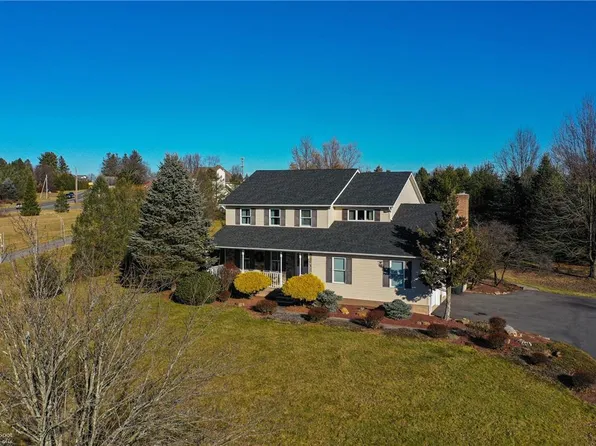 1092 Hudson Way, Nazareth, PA 18064