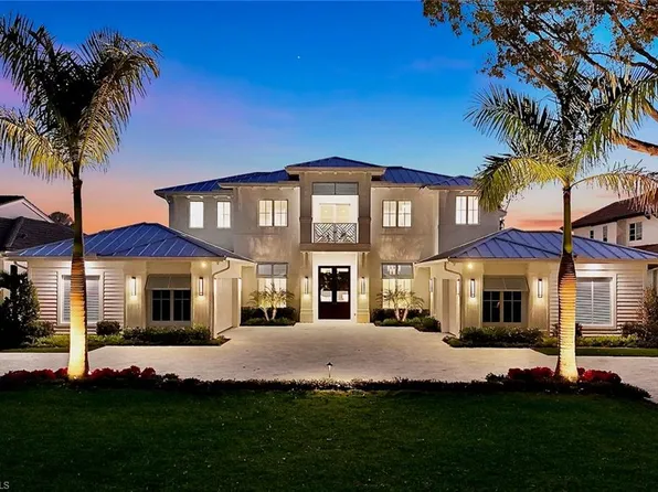 788 Riviera DR, NAPLES, FL 34103