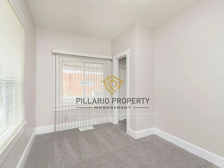 510 N Dearborn St — Photo 15