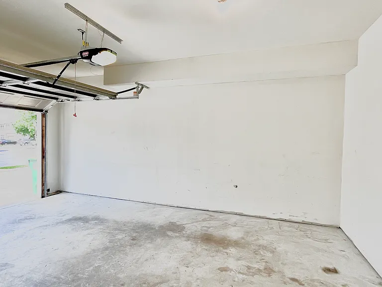 1291 Mohr Cir — Photo 32