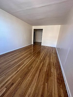4th image of 88-35 164th St #6FF