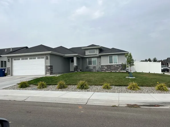 1726 Conner St, Twin Falls, ID 83301