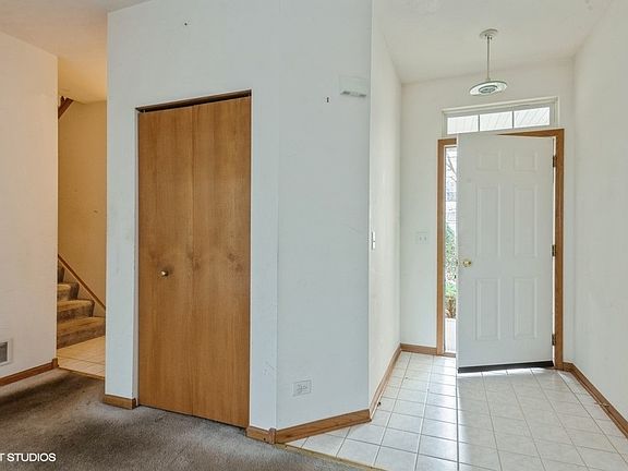 2nd image of 2080 Braeburn Ct Unit B