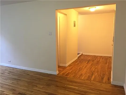 Rented by R New York | media 3