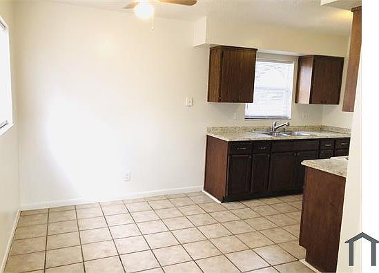 5th image of 2903 61st Ave N
