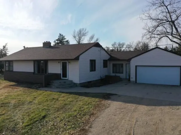 13919 386th Ave, Aberdeen, SD 57401