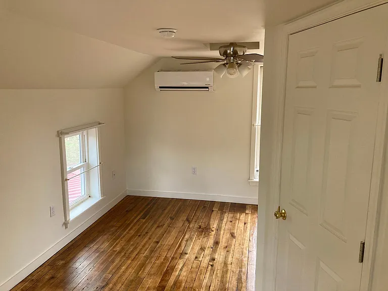 5091 Cherry Run Rd — Photo 7