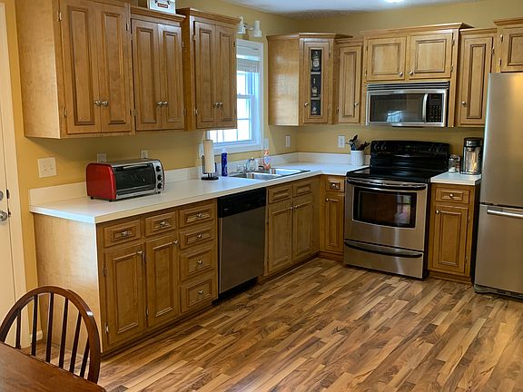 4th image of 160 Ivy Creek Ln Unit 103